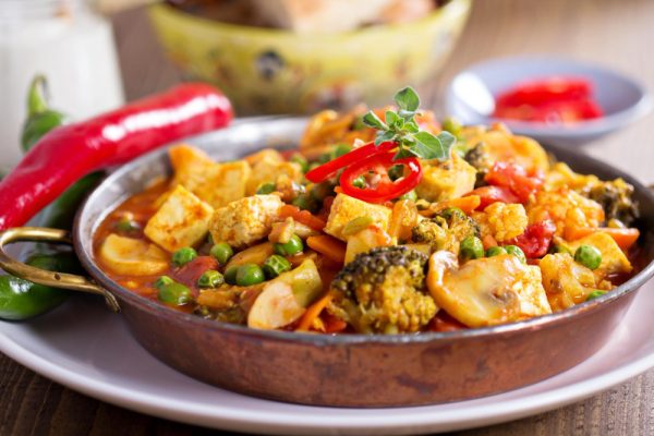 vegan-curry-with-tofu-vegetables